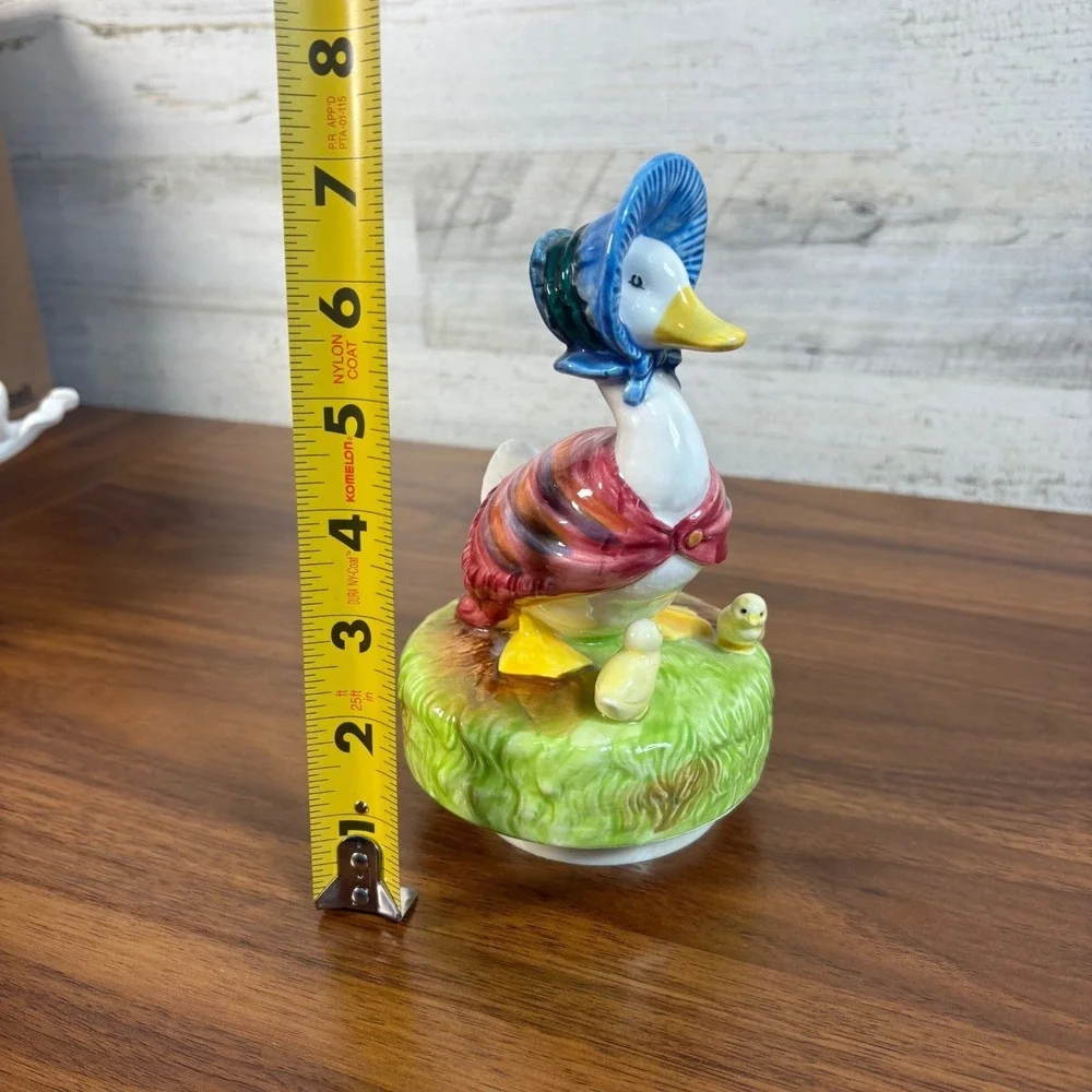 Vintage Schmid Beatrix Potter Jemima Puddle Duck Revolving Music Box, Carpenters
